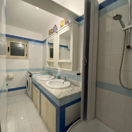 Spazio Sa Con Giardino E Vista Mare