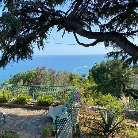 Spazio Sa Con Giardino E Vista Mare ヴィラ *